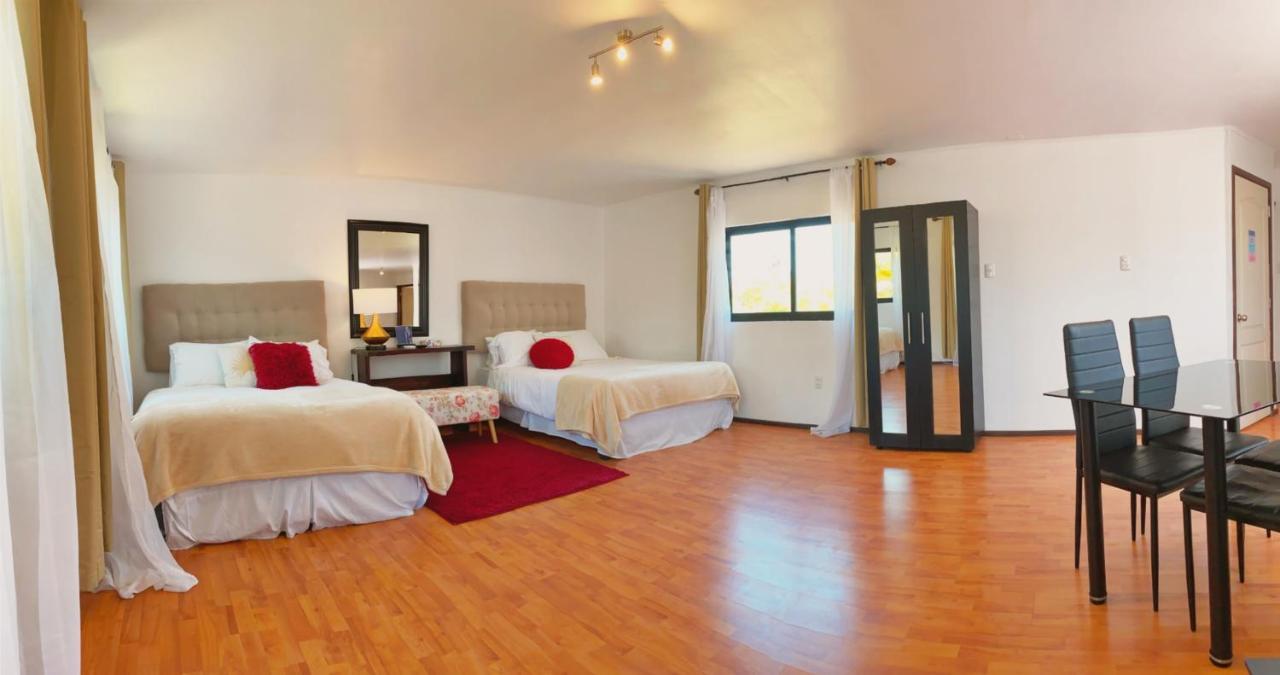 South Landing Inn Los Angeles  Bagian luar foto